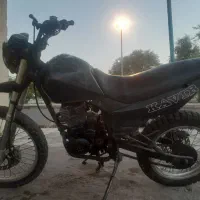 موتور تریل ۲۰۰