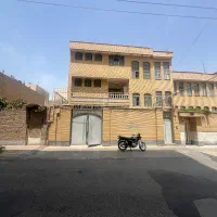 ویلایی ۴ طبقه با آسانسور