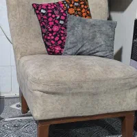 دو عدد تک نفره مبل با یه جلو مبلی تک