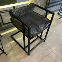 صندلی فلزی محکم و راحت