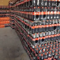 نوشابه وآبمعدنی