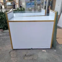 ویترین مغازه