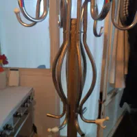 چوب لباسی ایستاده