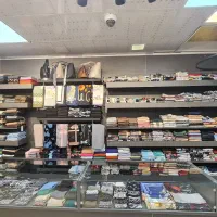 فروش دکور مغازه شال و روسری
