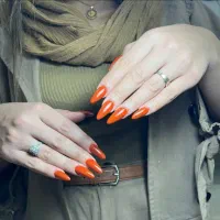 کاشت ناخن و ترمیم و... با ۷ سال سابقه ی کاری