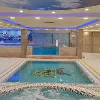 منشی خانم پذیرش استخر ( سانس آقایان )