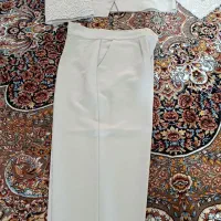 لباس.|لباس|اقبالیه, |دیوار