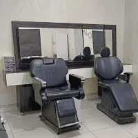 دکور سالن  یا میز میکاپ