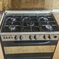 گاز ۵شعله فردار صفحه مشکی به همراه متعلقات فر