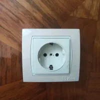 کلید و پریز