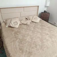 تخت خواب‌ و تشک و روتختی و پاتختی
