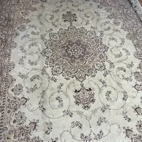 فرش ۹متری کاملا سالم