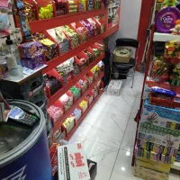 دکور مغازه شکلات و قهوه فروشی