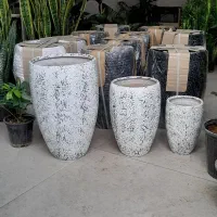 گلدان سفالی در سه سایز طرح و رنگ بندی مختلف