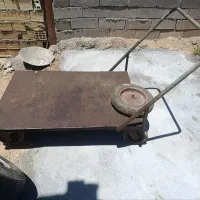 گاری چهار چرخ