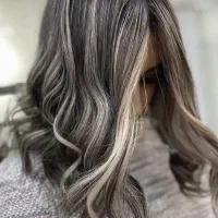 خدمات رنگ و لایت هزینه مواد فقط ۲ تومن