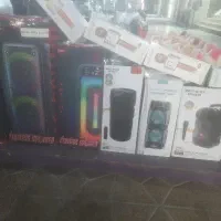 همه رقم اسپیکر دارم