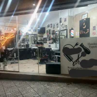 آرایشگر باتجربه.وکارآموز