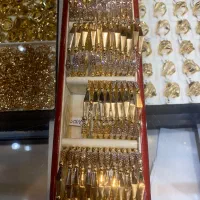 طلات میخوای بفروشی کپشن بخون