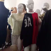 تعدادی مانکن