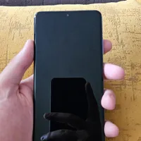 سامسونگ Galaxy S20+ با حافظهٔ ۱۲۸ گیگابایت