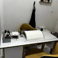 خدمات کاشت ناخن