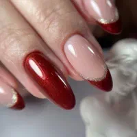 کاشت ناخن با تخفیف ویژه