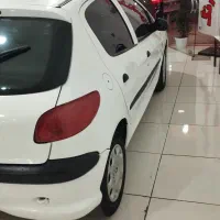 پژو ۲۰۶