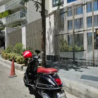 وسپا پریماورا مشکی ۱۵۰ - (vespa)