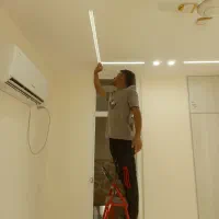 شاگرد برقکارکارگر برقکاری