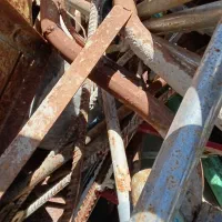 خرید ضایعات آهن آلات و  انواع فلزات