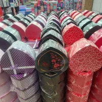 ساک دستی و جعبه کادو