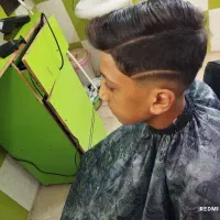 اصلاح مو آرایشگری