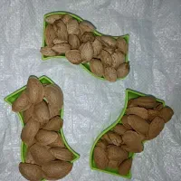 بادوم/بادام گردو آجیلی،چرب خوشمزه و تخم مرغ بومی
