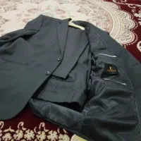 کت و شلوار در حد نو