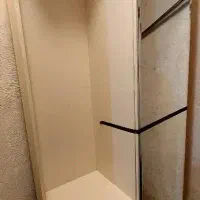 جاکفشی و آینه کنسول