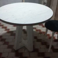 میز نهار خوری و کمد