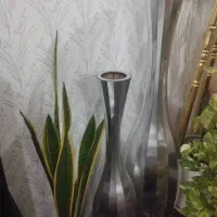 اباژور. مبلمان. گلدان