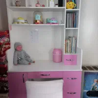 میز تحریر کتابخانه