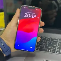 اپل iPhone 13 Pro Max با حافظهٔ ۱ ترابایت