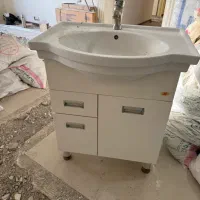 روشویی پی وی سی و سرامیک