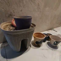 چند عدد گلدان