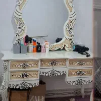 دوعددمیزآرایشی فروشی