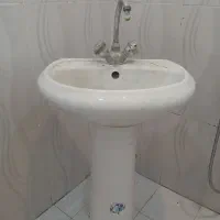 روشویی با شیر مخلوط
