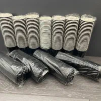 تعدادی لیوان ۲ جداره با درب