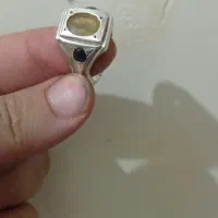 ‌انگشتر ،چاقو،ابزارآلات