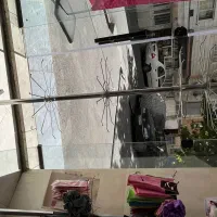 استند ایستاده