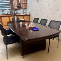 میز کنفرانس و جلسات چوبی