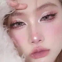 نیازمند مدل میکاپ با هزینه مواد ۵۰۰ تومن