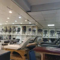 فروشنده مجازی حضوری در فروشگاه